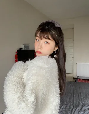 张馨文高冷诱人自拍照图片_2
