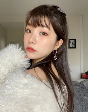 张馨文高冷诱人自拍照图片_5