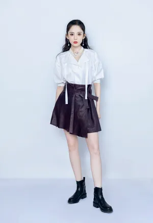 古力娜扎纯白甜美写真图片_4
