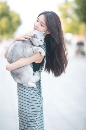 陈瑶甜美清新街拍写真图片_3