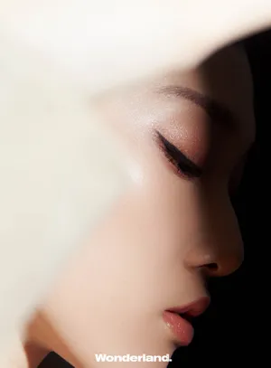 yamy海洋亮片眼妆写真图片_3