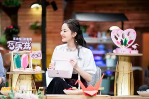 古力娜扎复古珍珠项链剧照图片_6