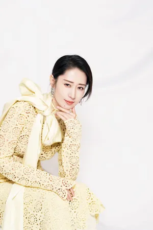 刘敏涛优雅温婉气质写真图片_2