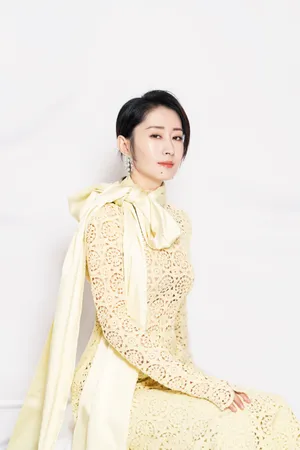 刘敏涛优雅温婉气质写真图片_3