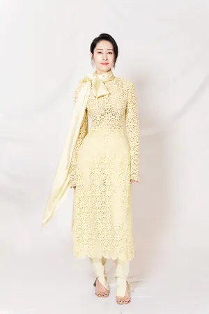 刘敏涛优雅温婉气质写真图片_4