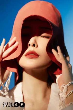 李纯性感成熟时尚写真大片_3