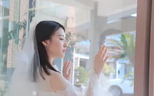 杜雨宸婚纱性感优雅写真图片