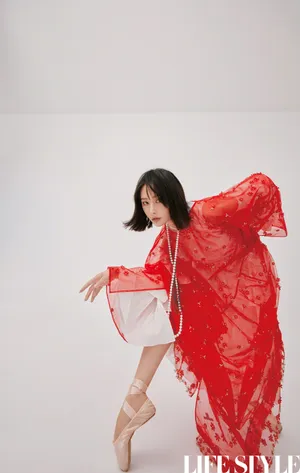 李纯舞蹈造型性感写真图片_4