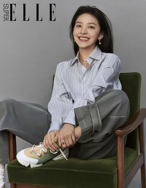 章若楠酷美时尚写真图片_5