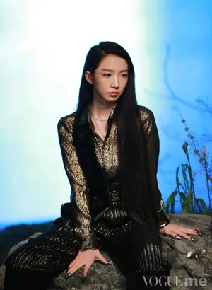 孟美岐暗黑童话写真花絮图片_3