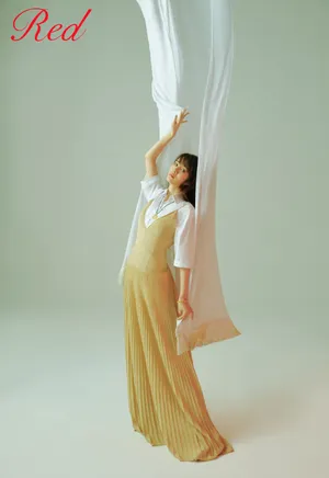 王晓晨格纹西装甜酷写真图片_10