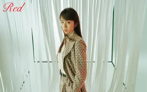 王晓晨格纹西装甜酷写真图片_12