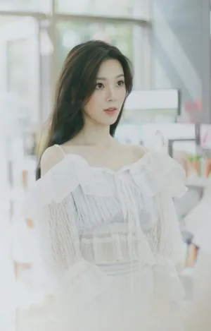 陈瑶白裙甜美写真图片_5