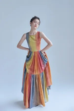 张雪迎彩虹长裙写真图片_3