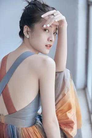 张雪迎彩虹长裙写真图片_7