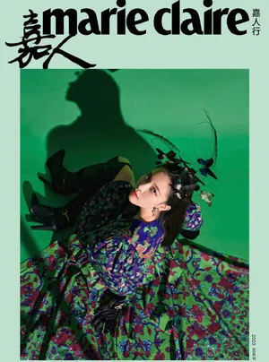 宋妍霏孔雀造型复古写真大片