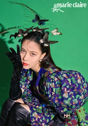 宋妍霏孔雀造型复古写真大片_4