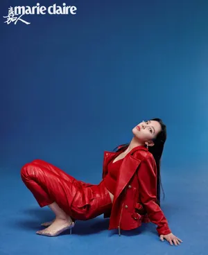 宋妍霏孔雀造型复古写真大片_8