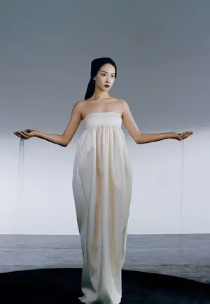 宋茜性感飒爽时尚写真大片_8