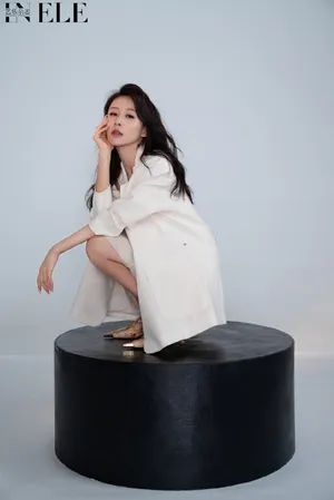 贾青绿裙清爽性感写真图片_12