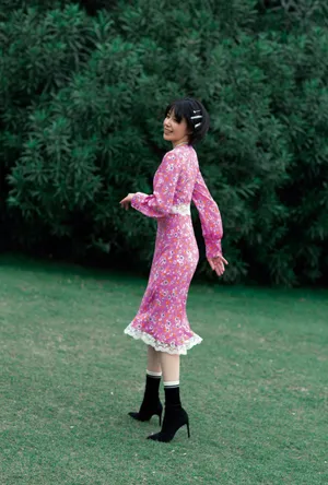 阚清子碎花裙性感写真图片_5