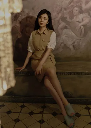 王晓晨复古优雅写真图片_5