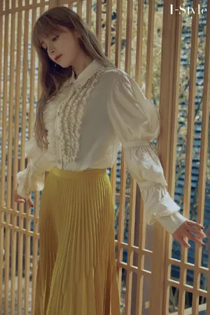 麦迪娜长发优雅性感写真图片_3