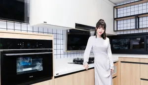 柳岩高马尾性感优雅活动图片