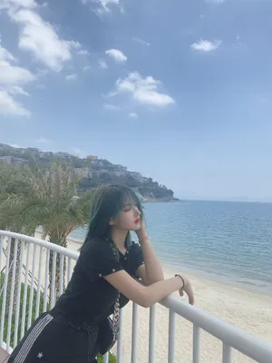 程潇海边清爽旅拍图片_4