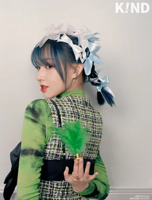 程潇蝴蝶结发型梦幻写真图片_8