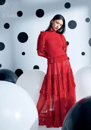 林允性感妩媚时尚写真大片_7