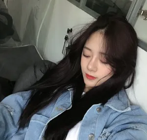 李依宸生活照图片_3