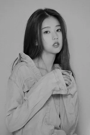 左卓迷人性感黑白写真图片_5