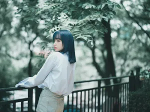 程潇露脐装清爽写真图片