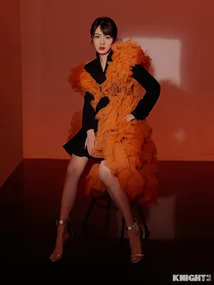 王晓晨亮片裙性感写真图片_2