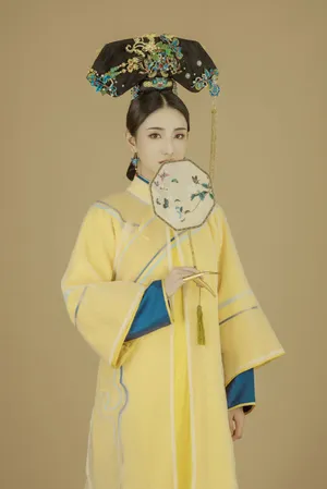 许芳铱清朝宫廷风写真图片