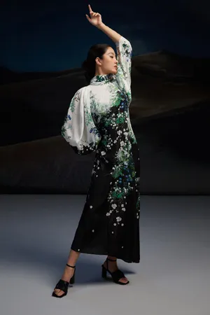 杨采钰冷艳性感写真图片_6