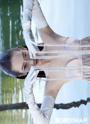 戚薇万物生艺术大片写真图片_9