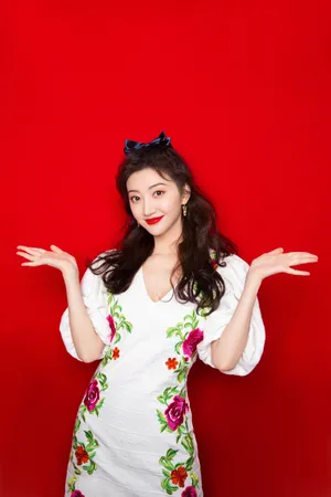 景甜印花裙甜美俏丽写真图片_3