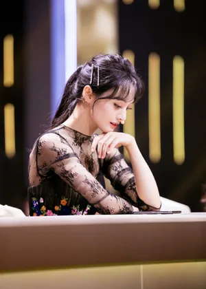 郑爽黑色礼裙性感舞台照图片_10