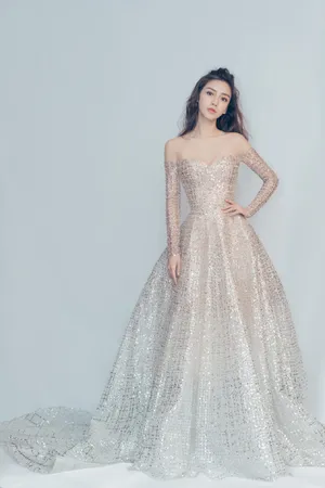 angelababy亮片裙性感写真图片_2