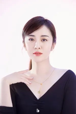 王晓晨抹胸裙性感写真图片_9