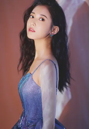 陈钰琪星空裙唯美写真图片_6