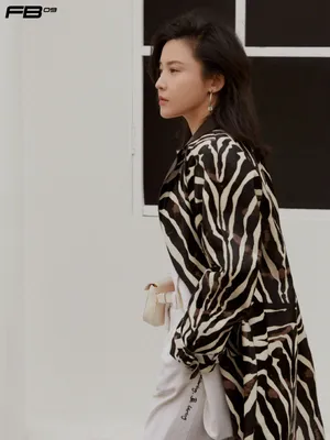 杨子姗斑马服时尚写真图片