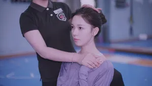 陈瑶健身房性感健身照图片_5