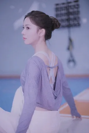 陈瑶健身房性感健身照图片_6