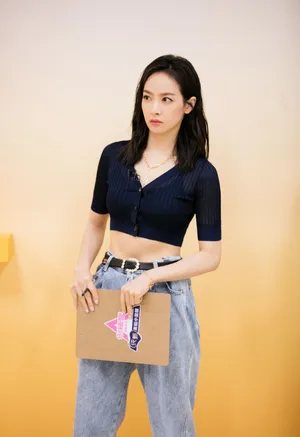 宋茜创造营2020温柔甜美图片_6