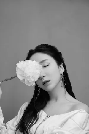 娄艺潇唯美优雅写真图片_3