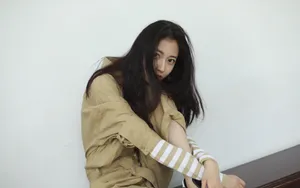 陈钰琪休闲率性写真图片