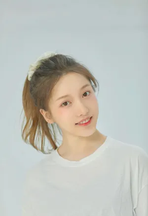 姜贞羽性感图片_4
